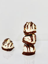 Load image into Gallery viewer, Little Coconut Kisses with Almonds